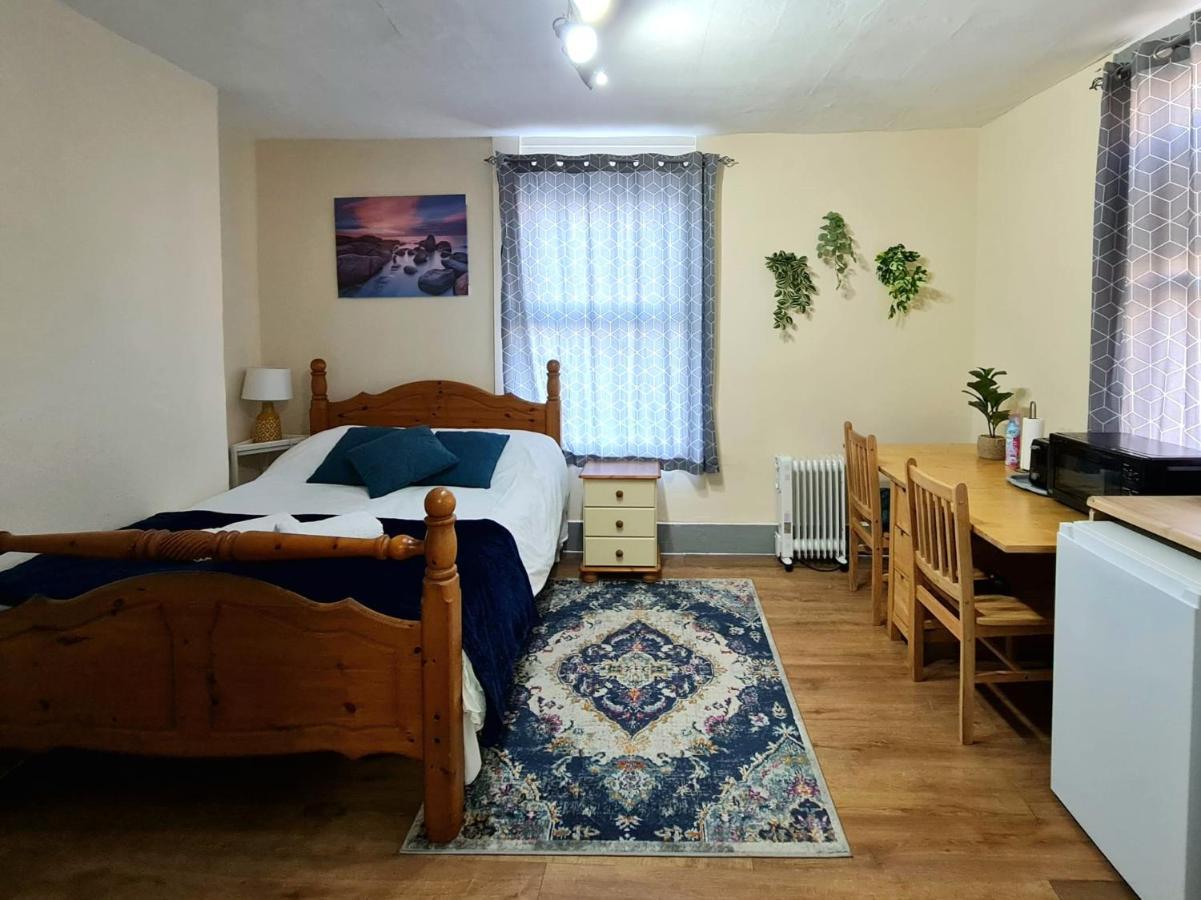 Lovely Private Room Near Central לונדון מראה חיצוני תמונה