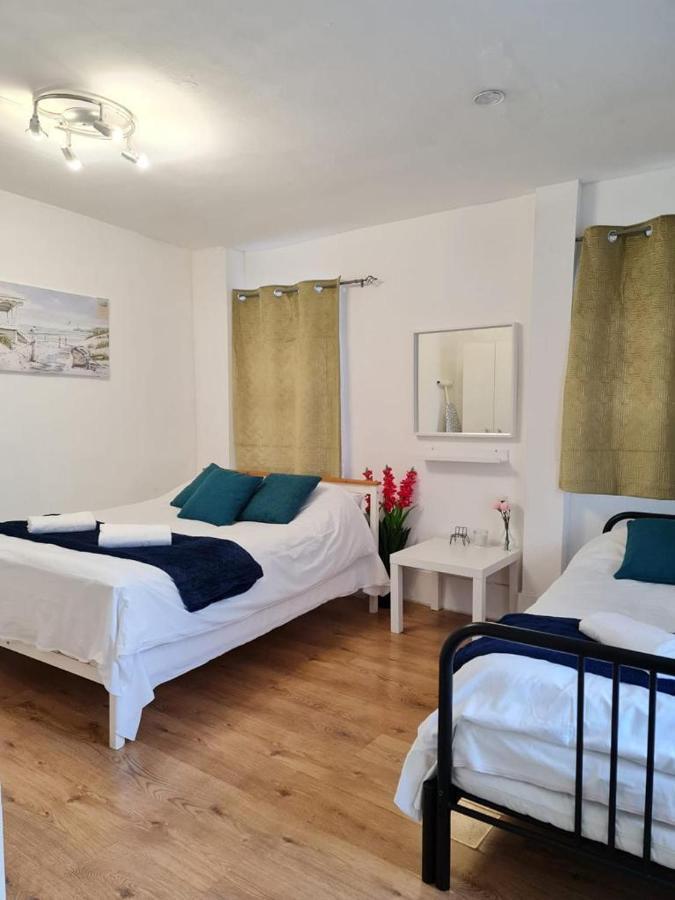 Lovely Private Room Near Central לונדון מראה חיצוני תמונה